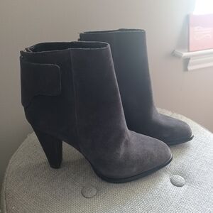 French Connection Cameo Suede Heeled Boots Sz 38 7.5 8